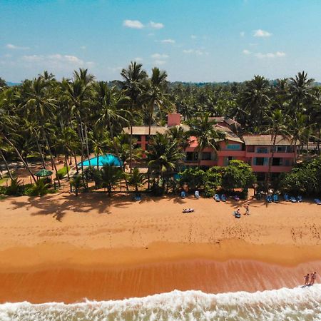 Oyo 246 Roy Villa Beach Hotel Kalutara Bagian luar foto